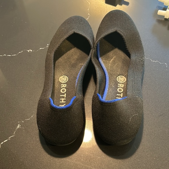 ROTHY'S The Flat Round Toe Black Slip On Shoes Women's Size 10 - Picture 2 of 3
